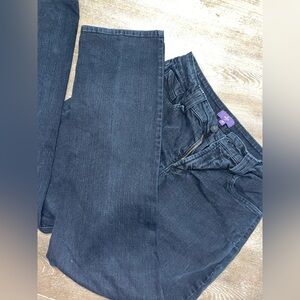 NYDJ Black Lift Tuck Straight Leg Jeans — Size 6 — Made in USA